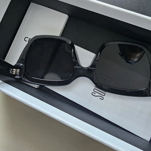 Celine sunglasses - Picture 5 of 9